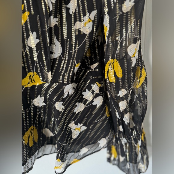 Joie silk wrap floral Karmel long sleeve top size XS - Picture 8 of 10